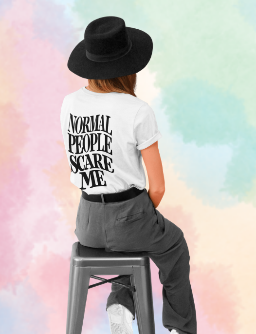 Koszulka z nadrukie - Normal People Scare Me